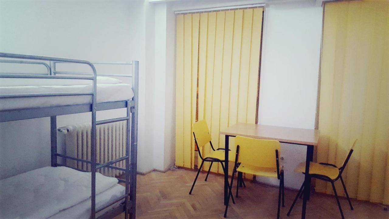 Sleep Inn Hostel Bukareszt Zewnętrze zdjęcie