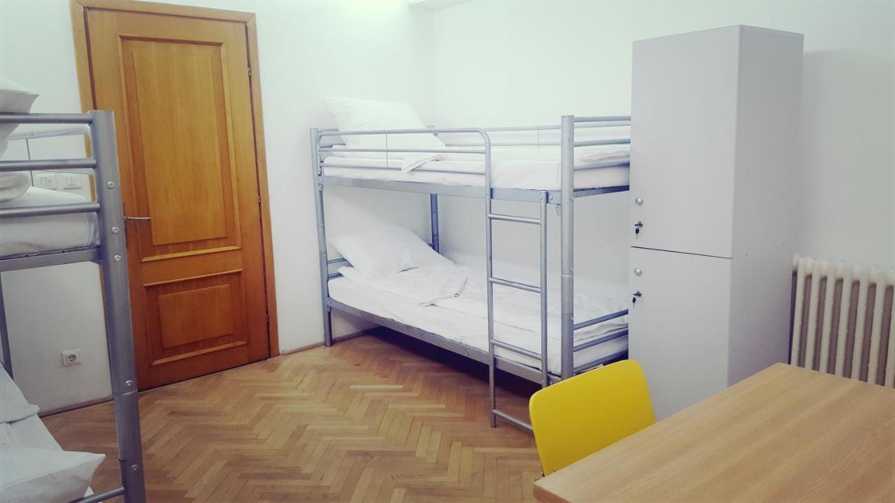 Sleep Inn Hostel Bukareszt Zewnętrze zdjęcie