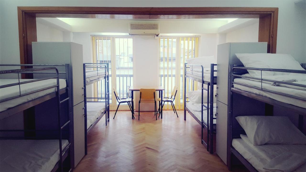 Sleep Inn Hostel Bukareszt Zewnętrze zdjęcie
